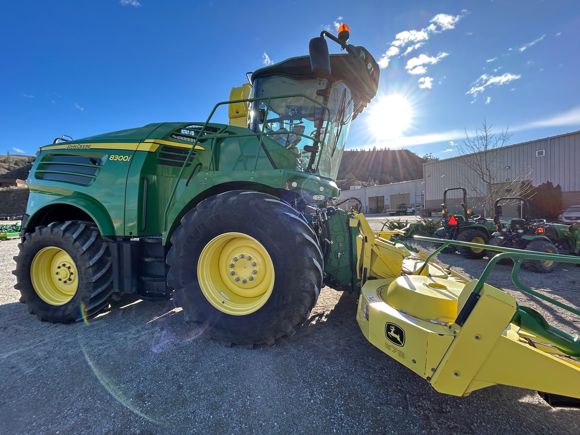 2017 John Deere 8300 Image 1