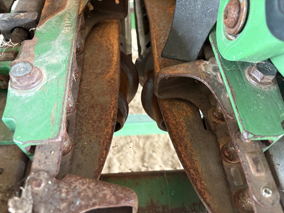 Photo of 2010 John Deere 608C