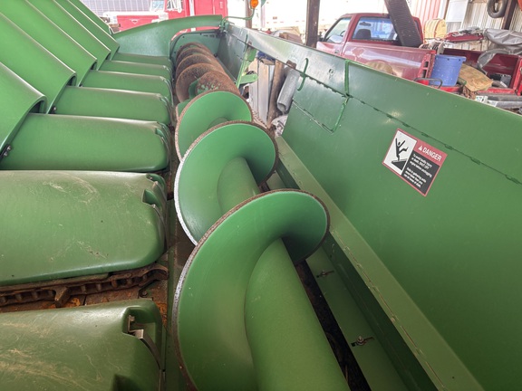 Photo of 2010 John Deere 608C