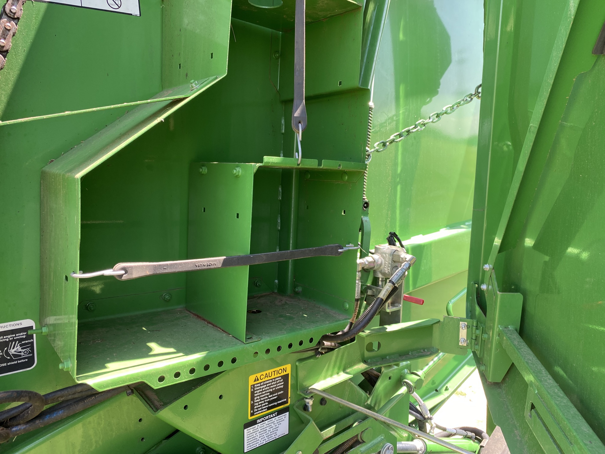 2019 John Deere 560M Image 14