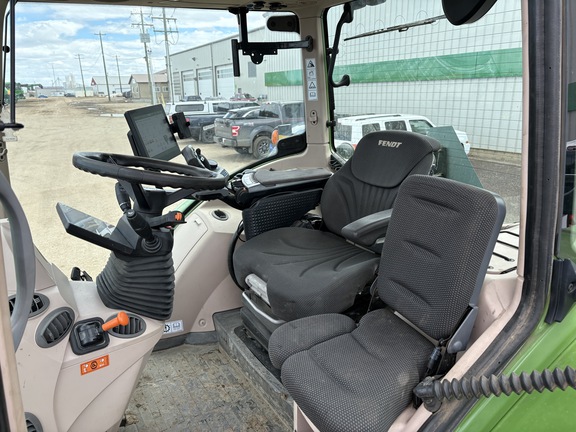Used 2021 Fendt 716 Gen6 Tractor Row Crop Tractors at Horizon Ag & Turf in Vermilion, AB - Photo9