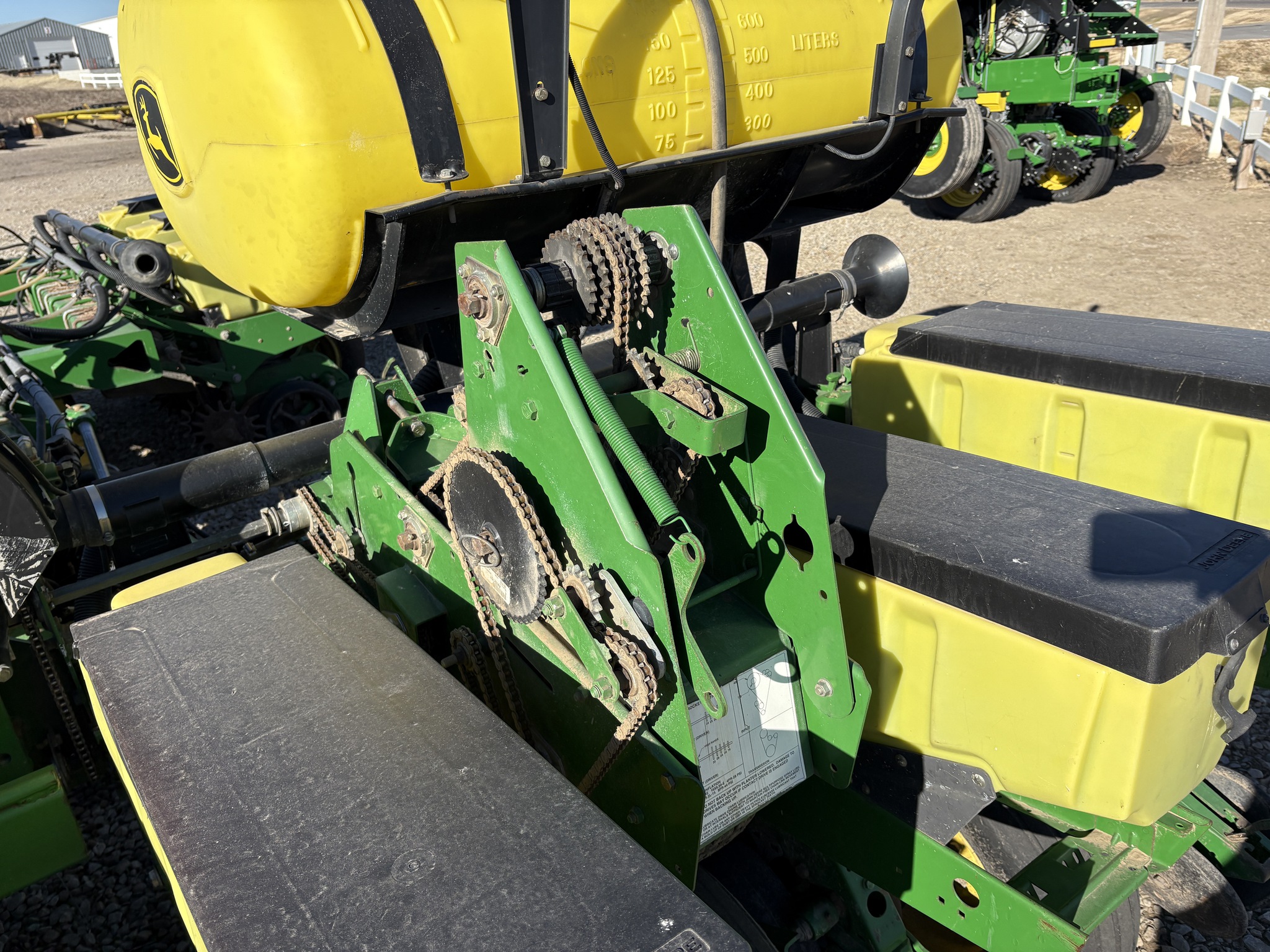 2003 John Deere 1770 Image 11