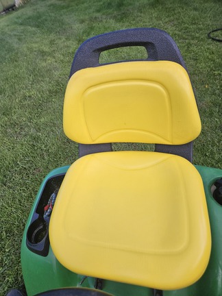 Photo of 2006 John Deere X300