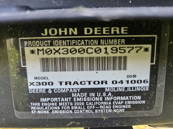 Photo of 2006 John Deere X300