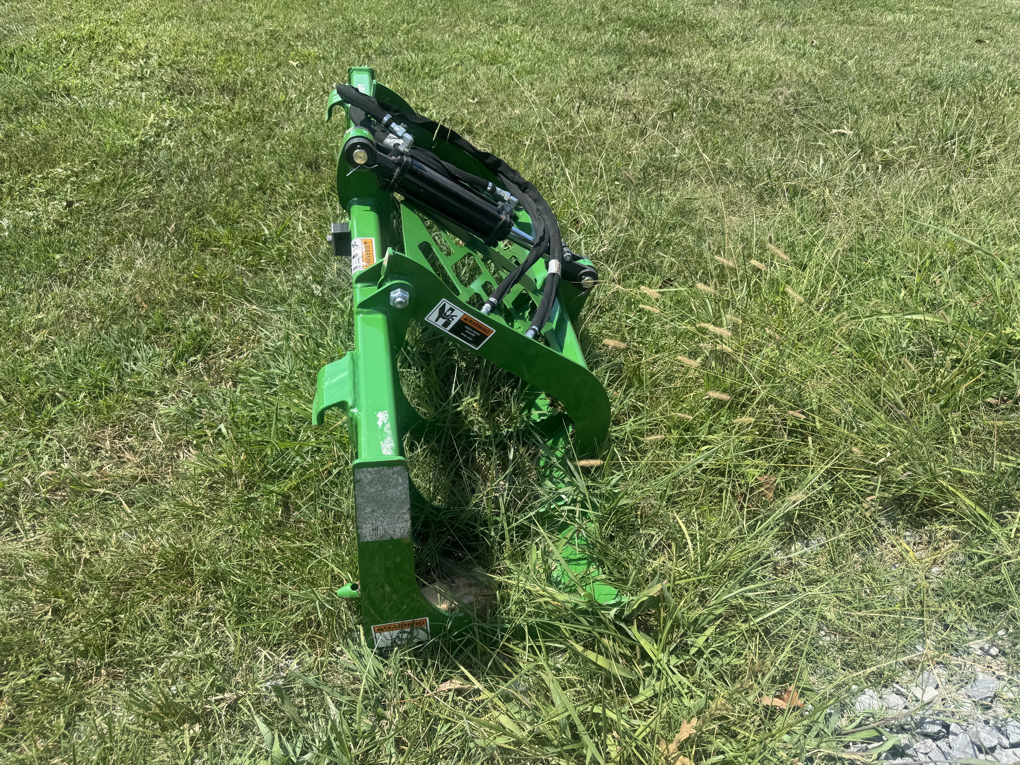 2021 Frontier AV20F