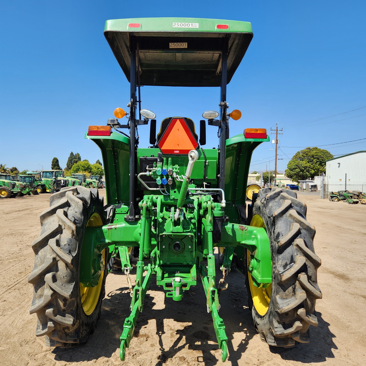 2021 John Deere 6120E Image 4