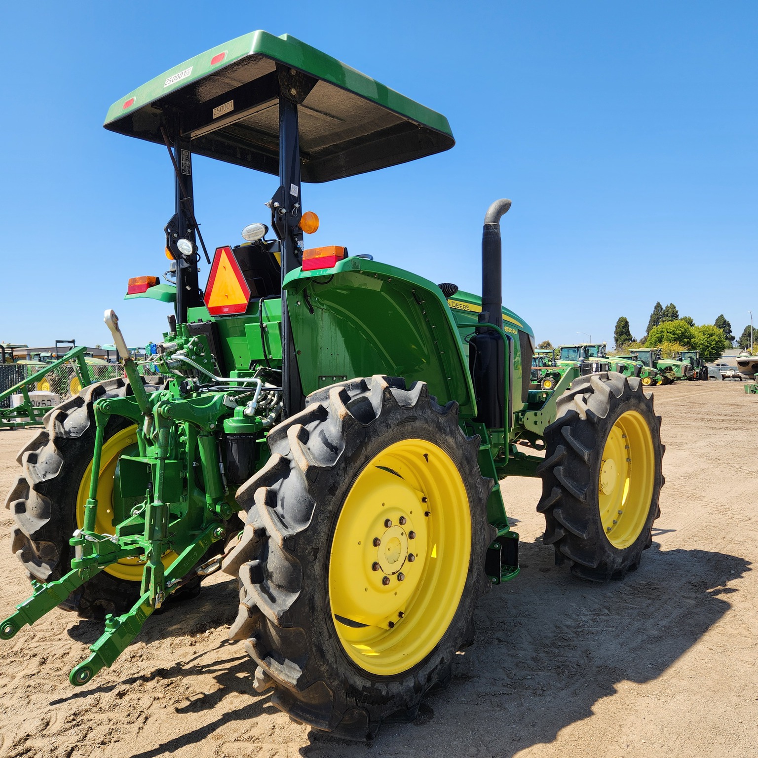 2021 John Deere 6120E Image 5