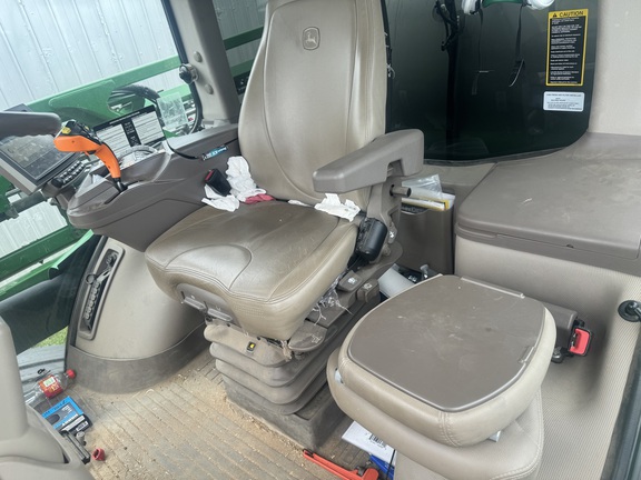 Photo of 2019 John Deere R4045