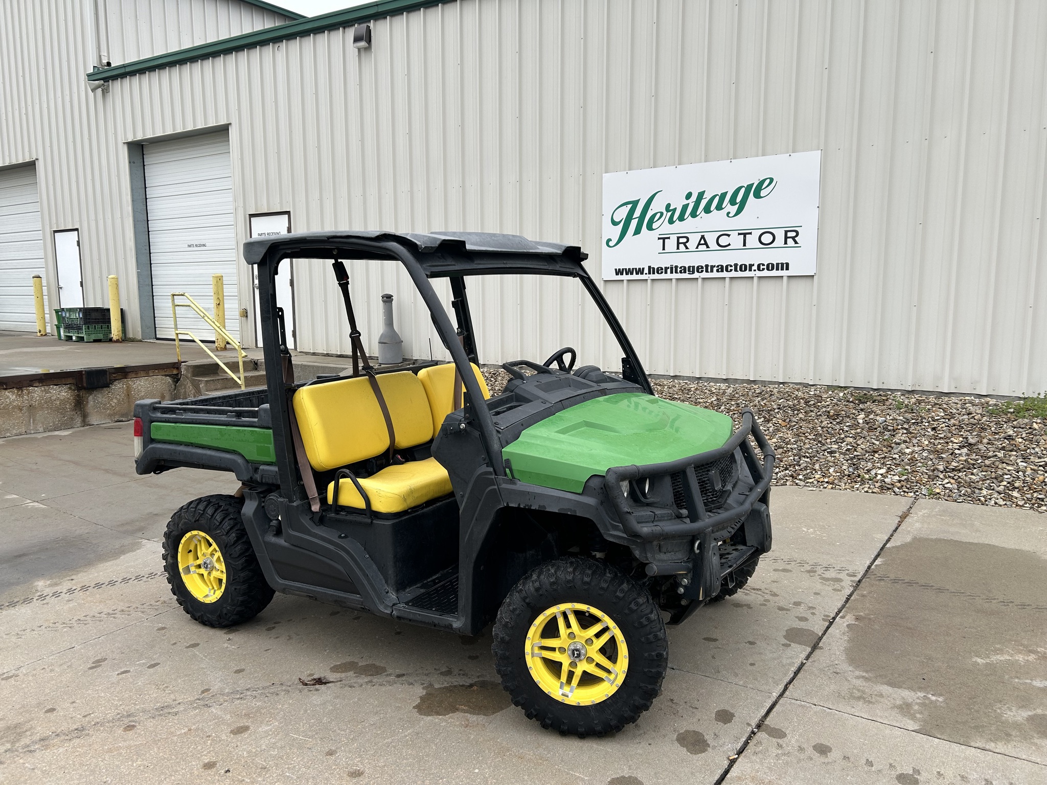  2018 John Deere XUV 835M at Heritage Tractor in Topeka, KS