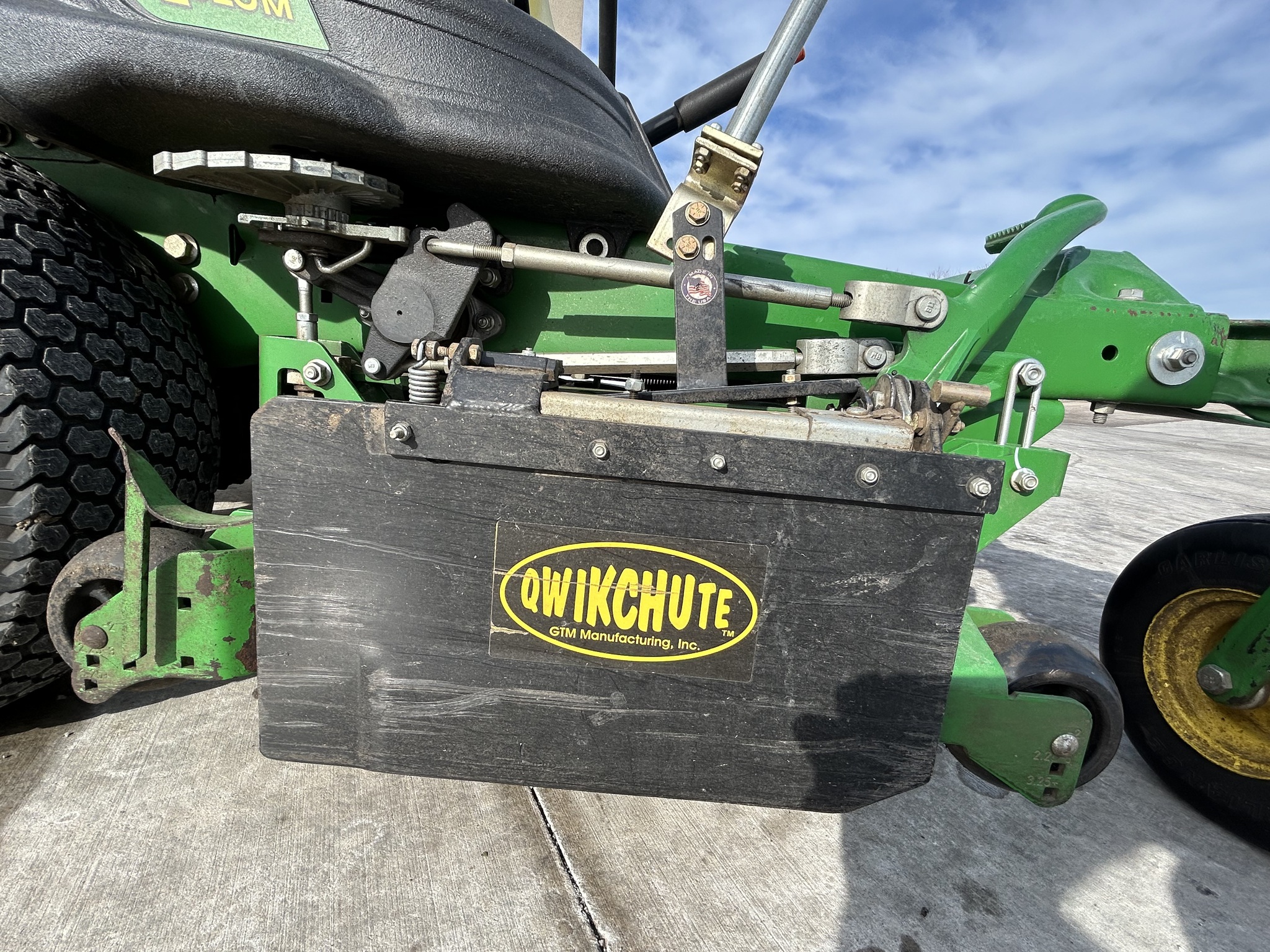  2022 John Deere Z920M at Heritage Tractor in Olathe, KS