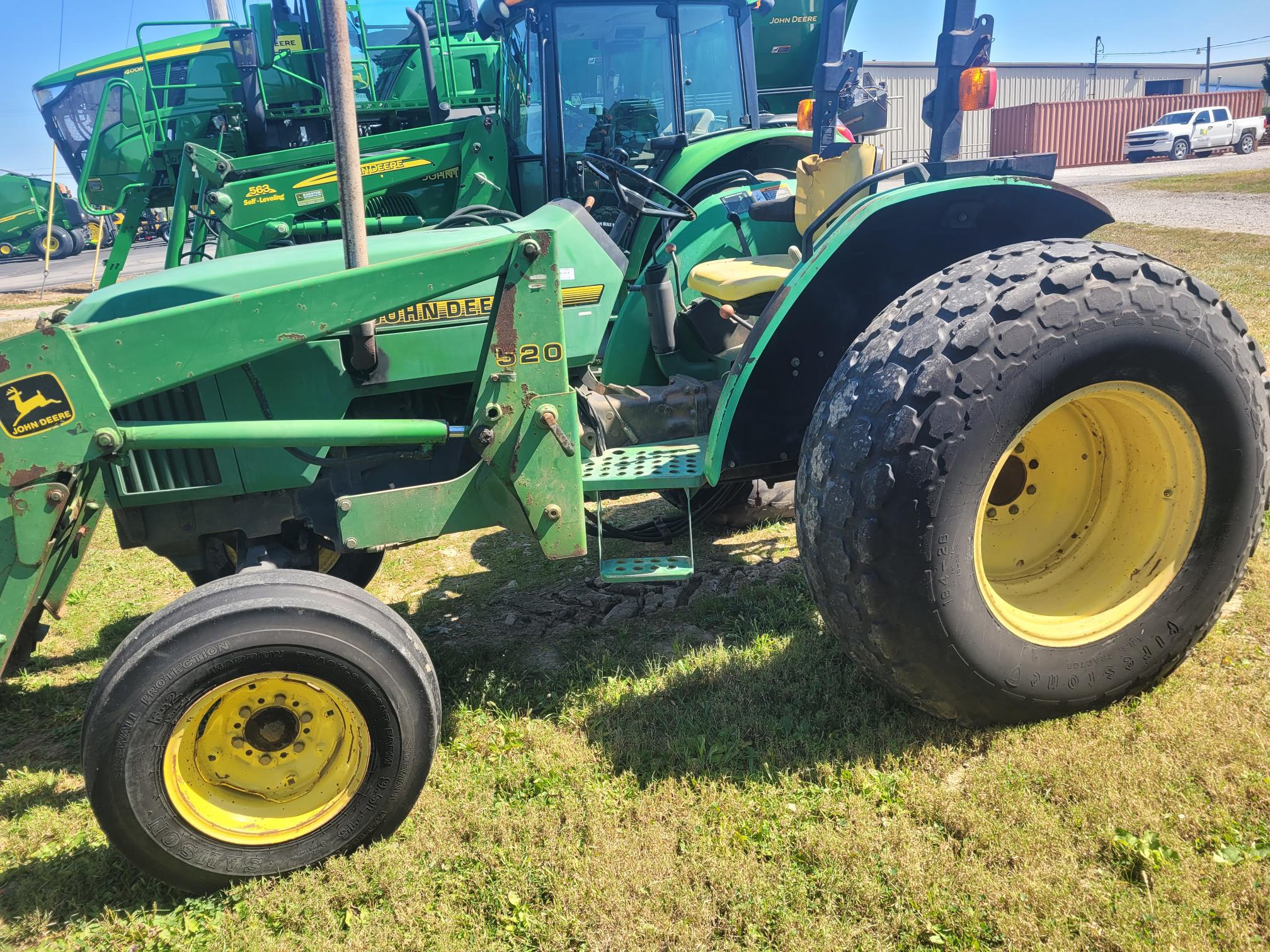 1994 John Deere 5300 Image 3