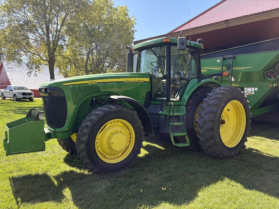  John Deere 8120