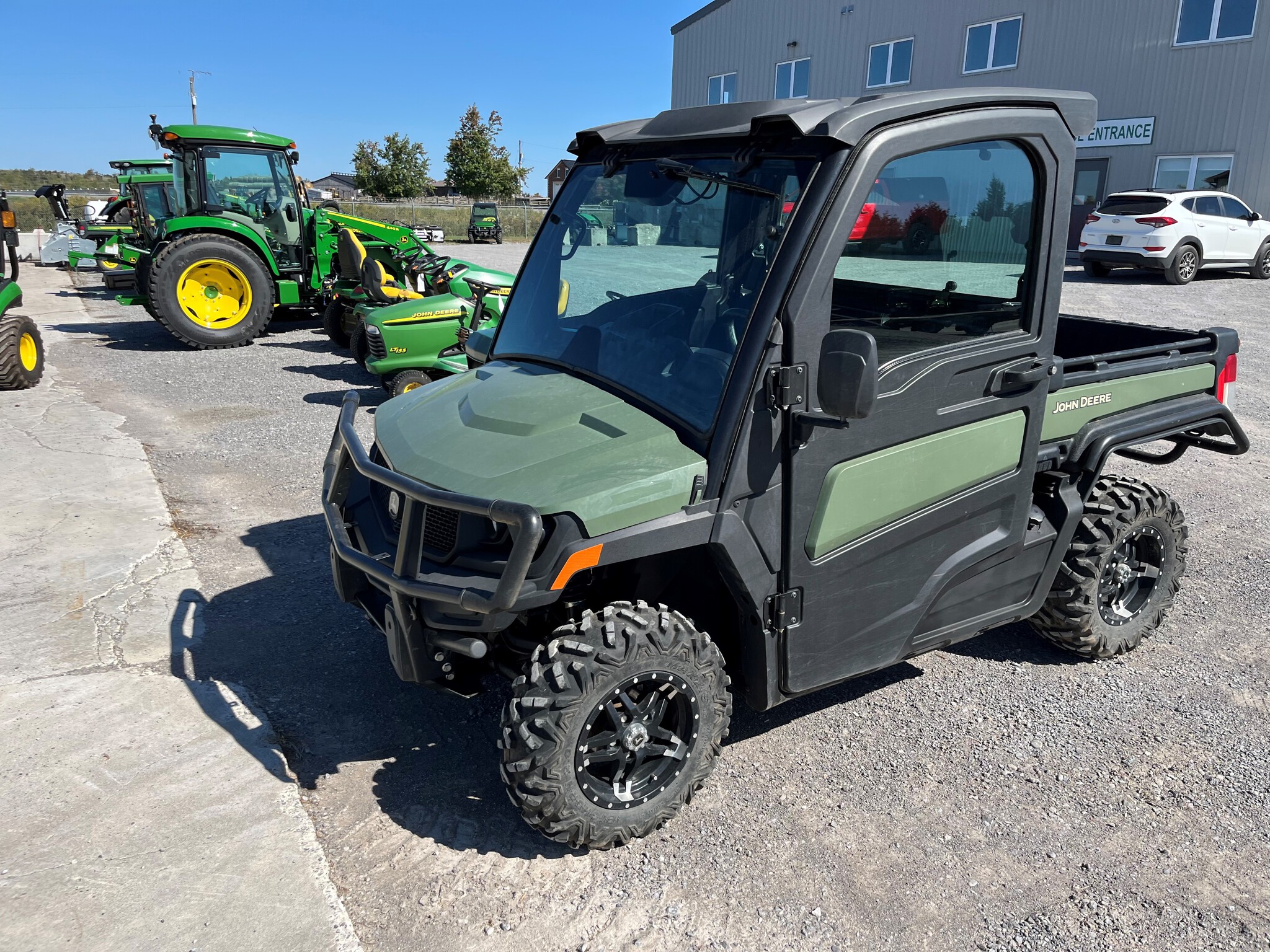 2024 John Deere 835M Image 1