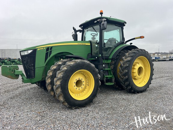 Photo of 2016 John Deere 8295R