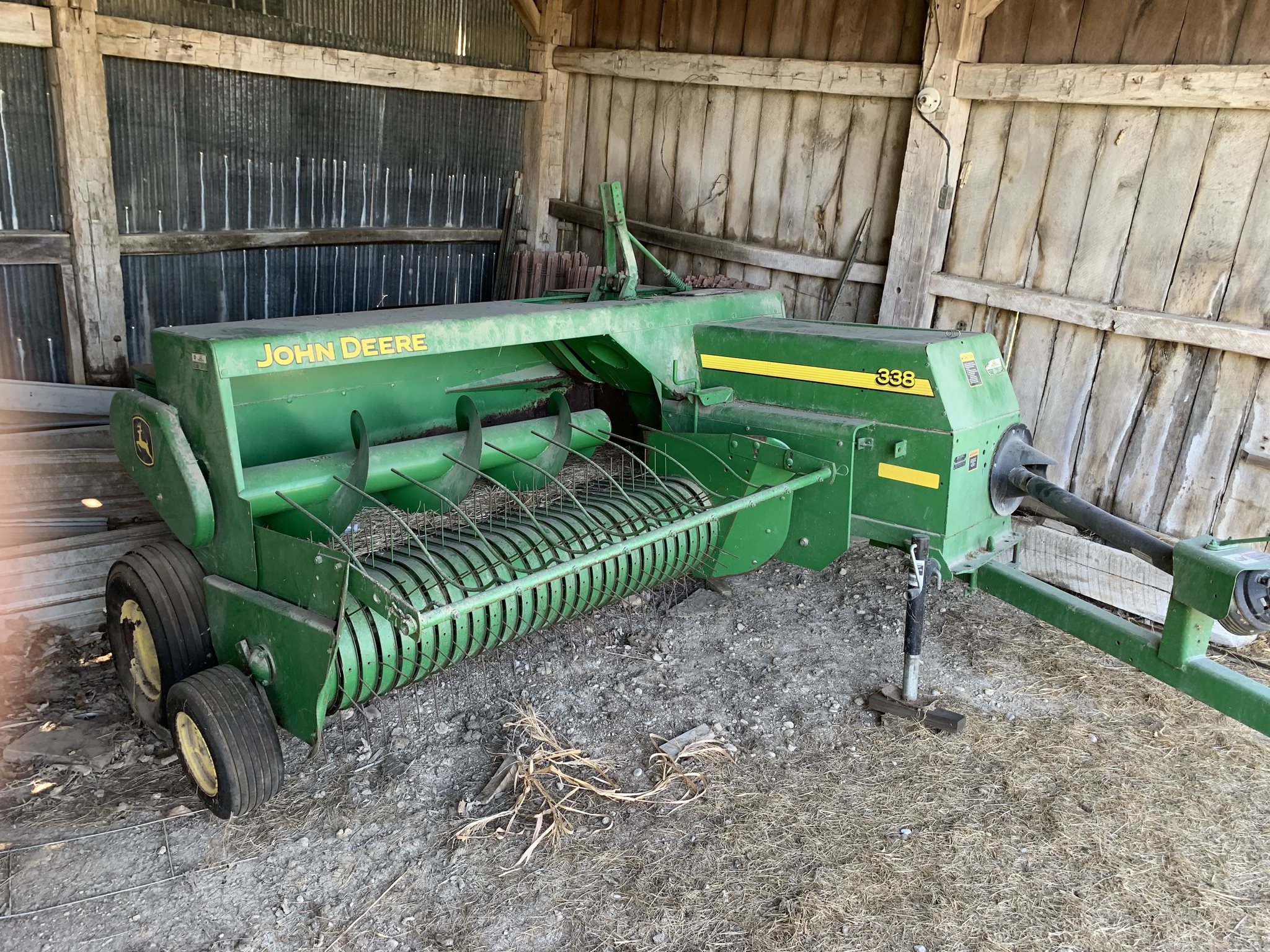2007 John Deere 338 Image 10