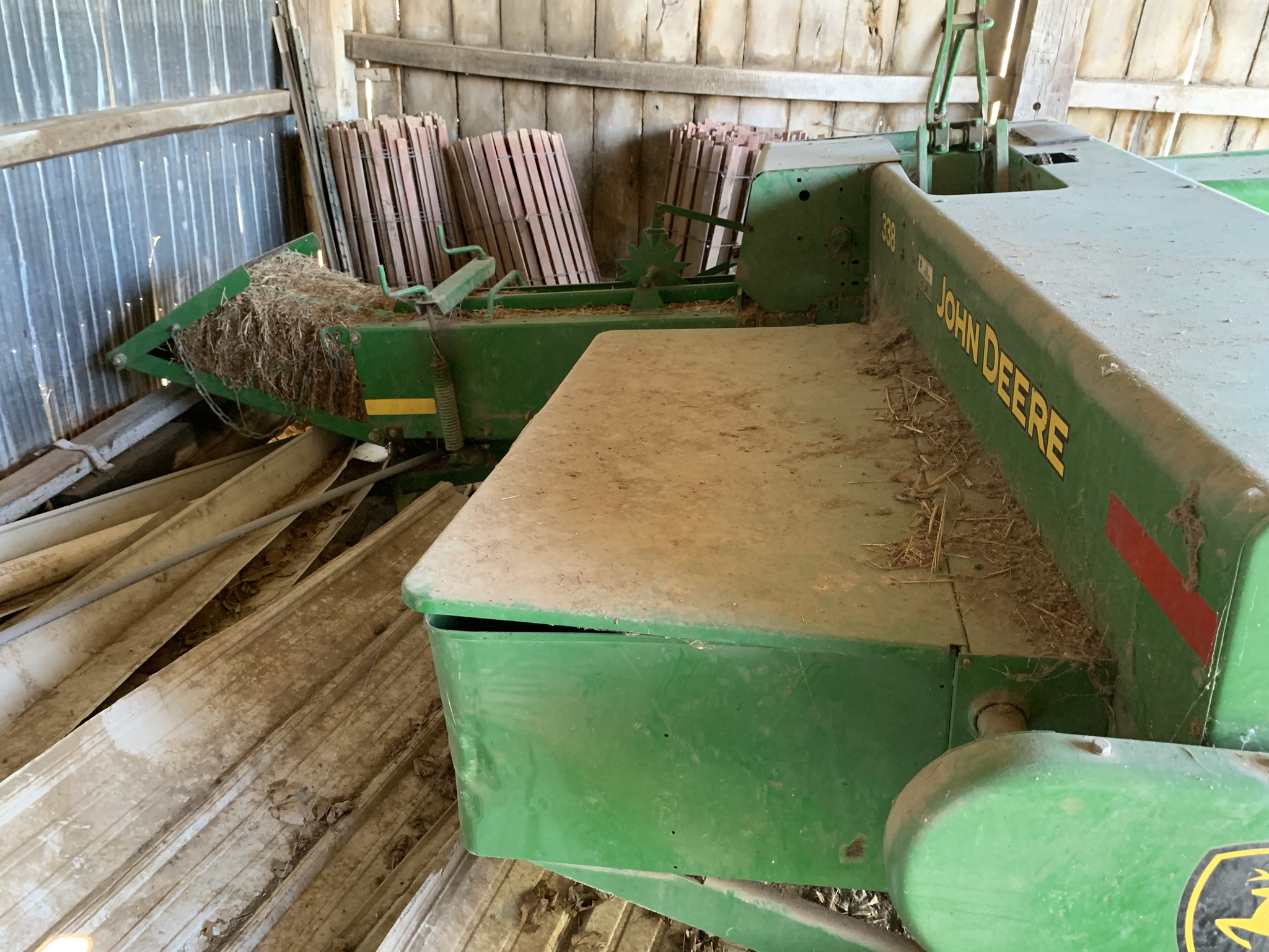 2007 John Deere 338 Image 14