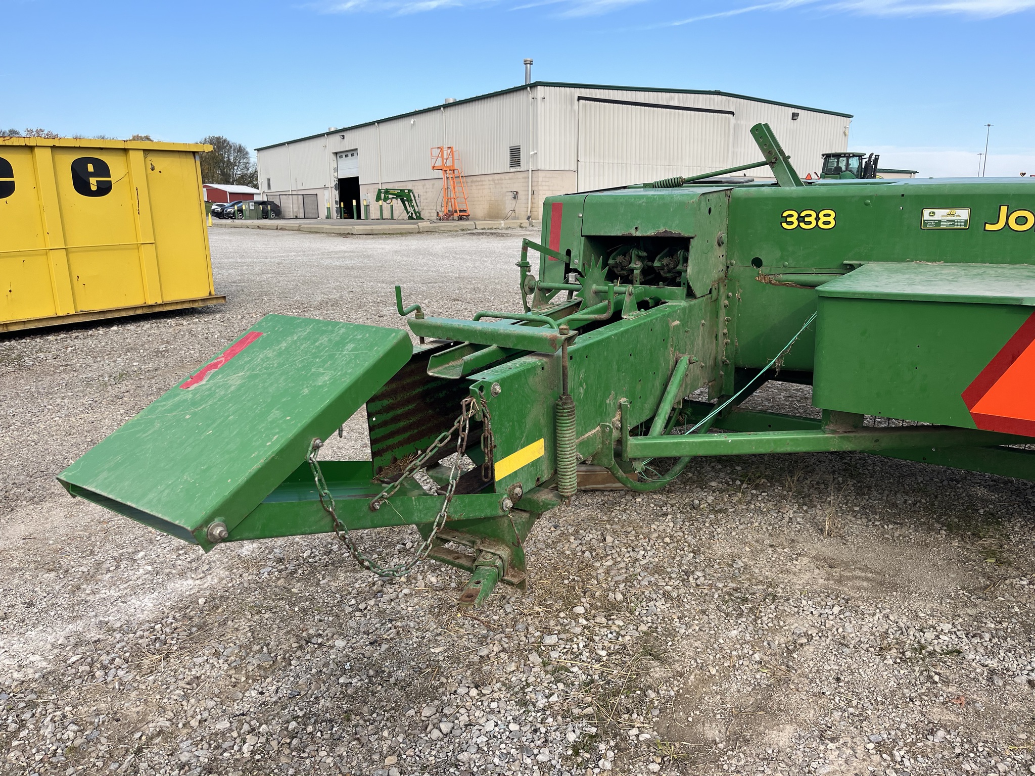 2007 John Deere 338 Image 3