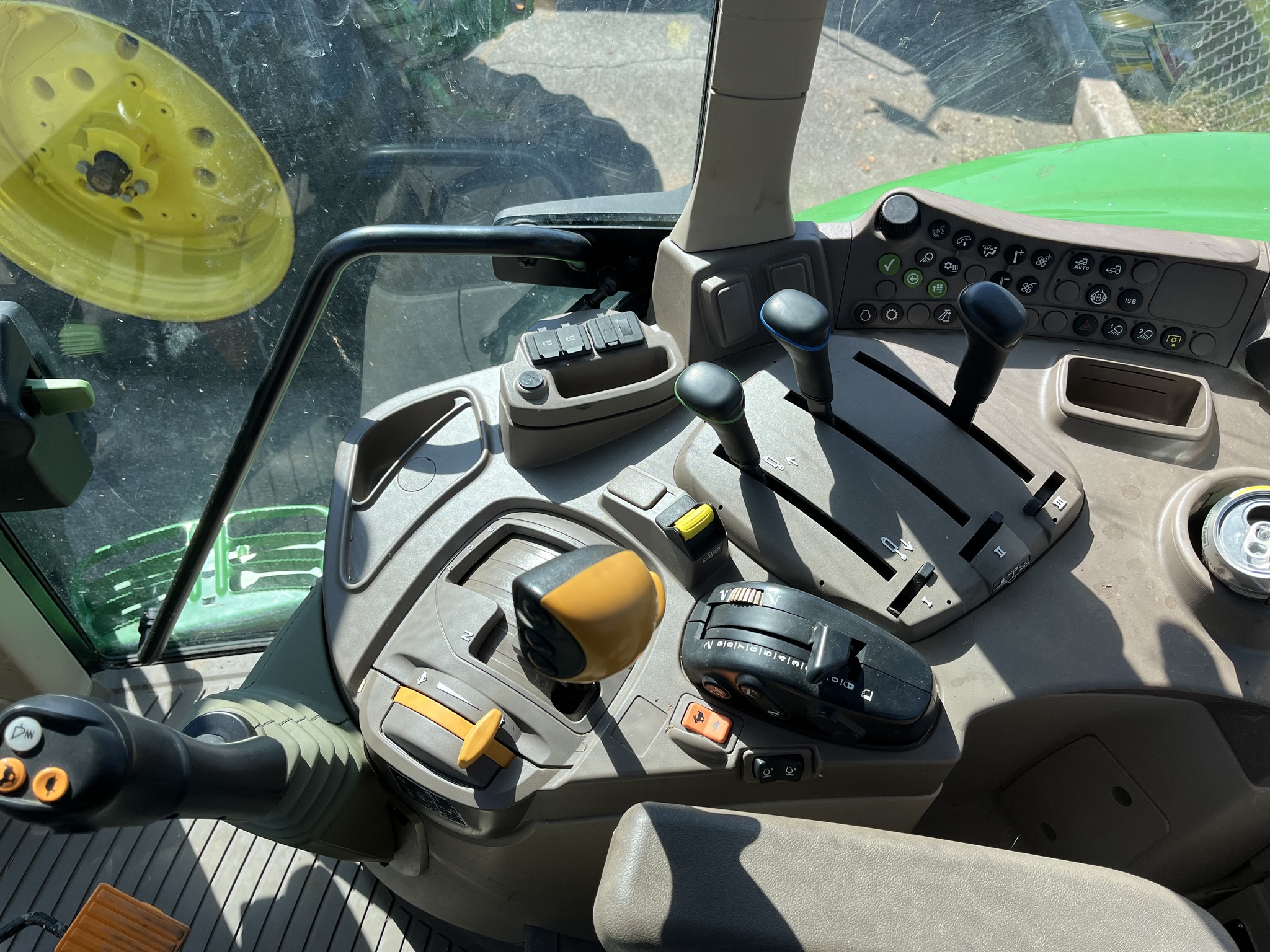 2024 John Deere 6130M Image 9
