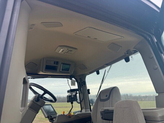 Photo of 2021 John Deere 8R 280