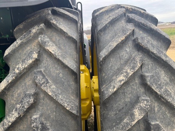 Photo of 2021 John Deere 8R 280