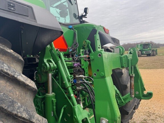 Photo of 2021 John Deere 8R 280