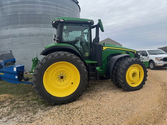 Photo of 2021 John Deere 8R 280