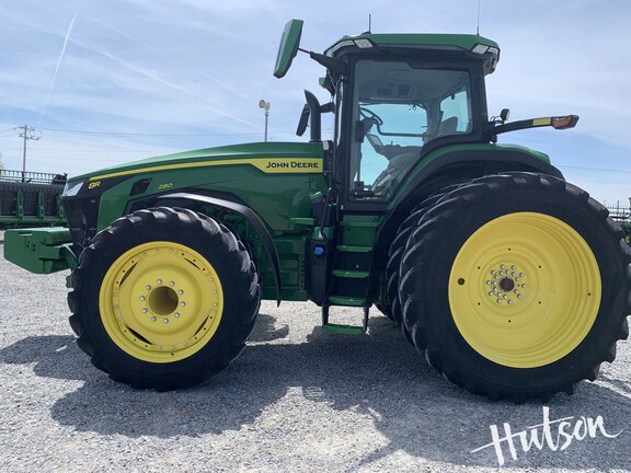 Photo of 2021 John Deere 8R 280