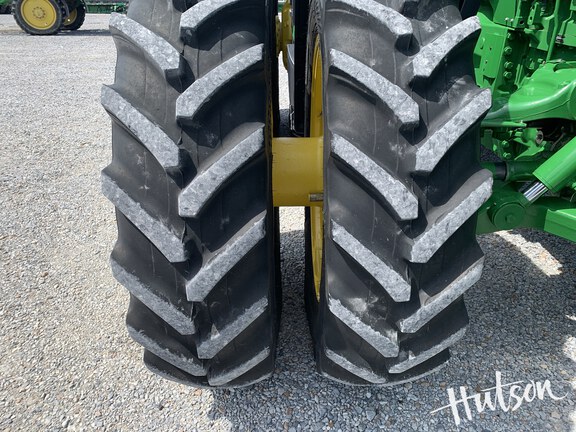 Photo of 2021 John Deere 8R 280