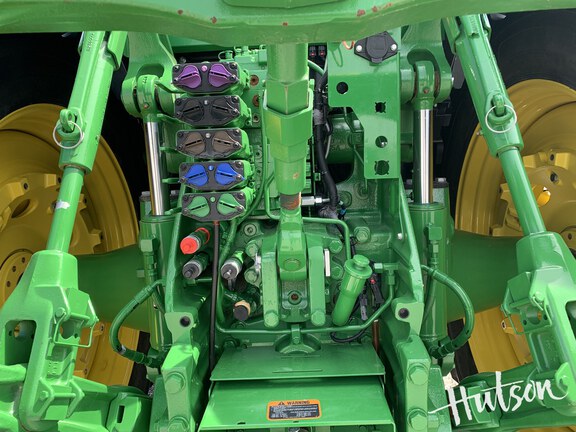 Photo of 2021 John Deere 8R 280