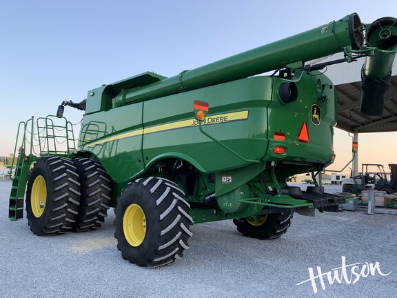 Photo of 2023 John Deere S780