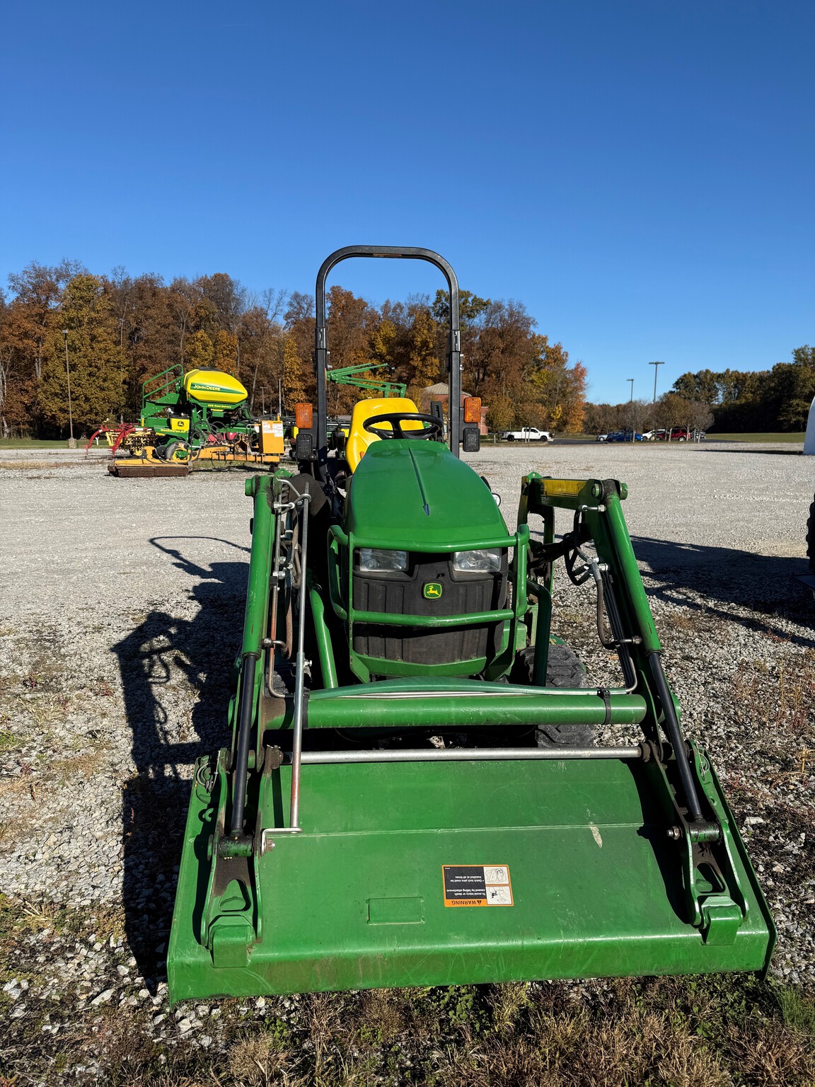 2016 John Deere 1025R Image 6