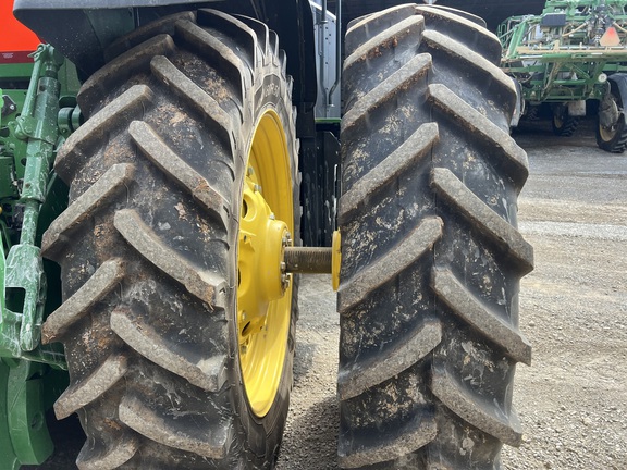 Photo of 2024 John Deere 8R 280