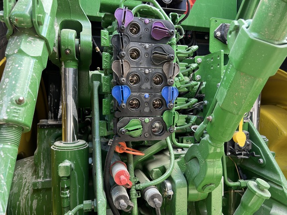 Photo of 2024 John Deere 8R 280