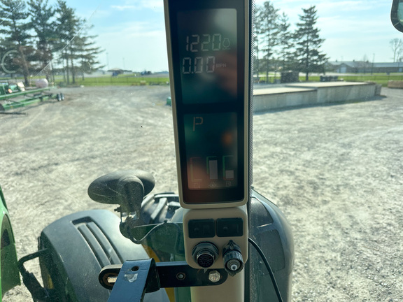 2013 John-Deere 8335R