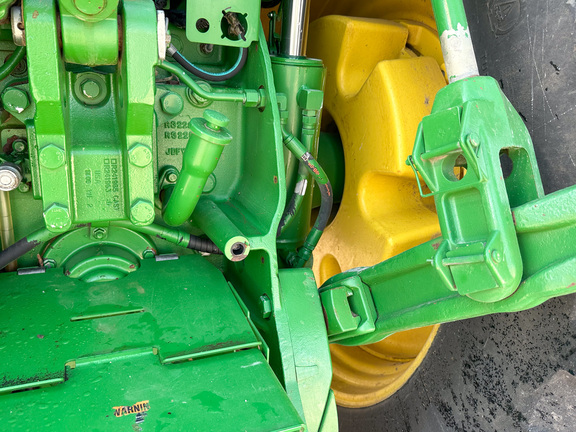 2013 John-Deere 8335R