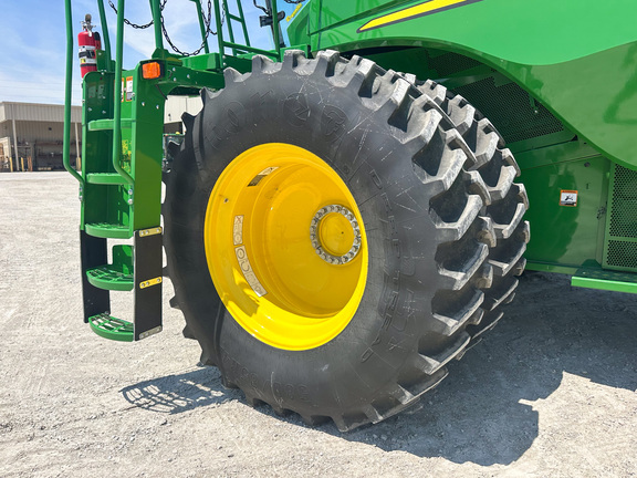 2024 John-Deere S770