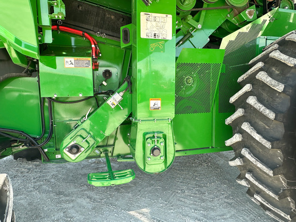 2024 John-Deere S770