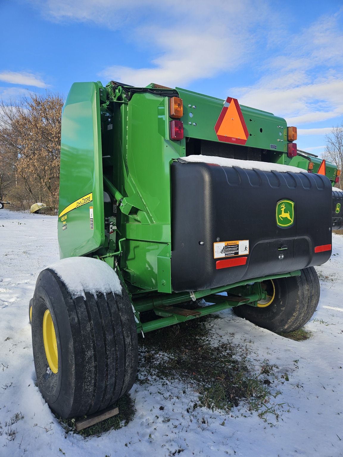 2018 John Deere 450M Image 4