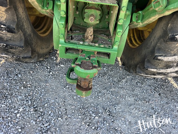 Photo of 2015 John Deere 8320R