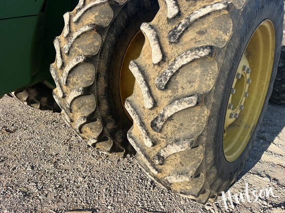 Photo of 2015 John Deere 8320R