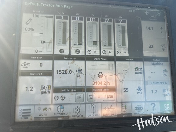 Photo of 2015 John Deere 8320R