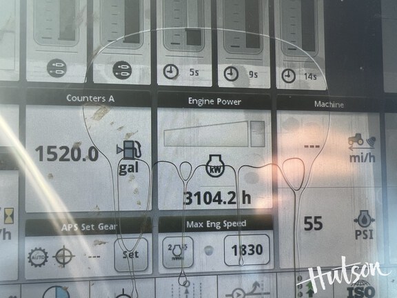 Photo of 2015 John Deere 8320R