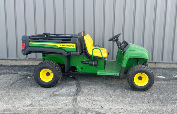 2024 John-Deere TX 4X2