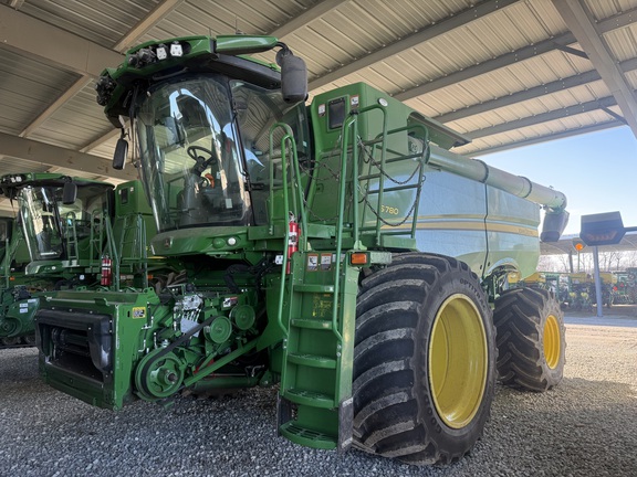 John Deere S780