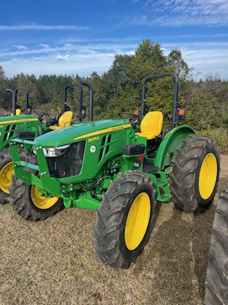 2025 John Deere 5075E Photo 1