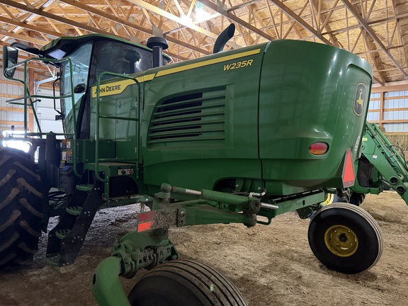 2024 John Deere W235R - Photo3