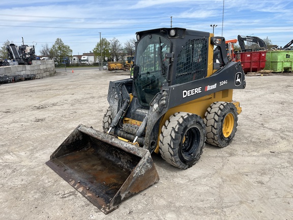 Photo of a 2022 John Deere 324G