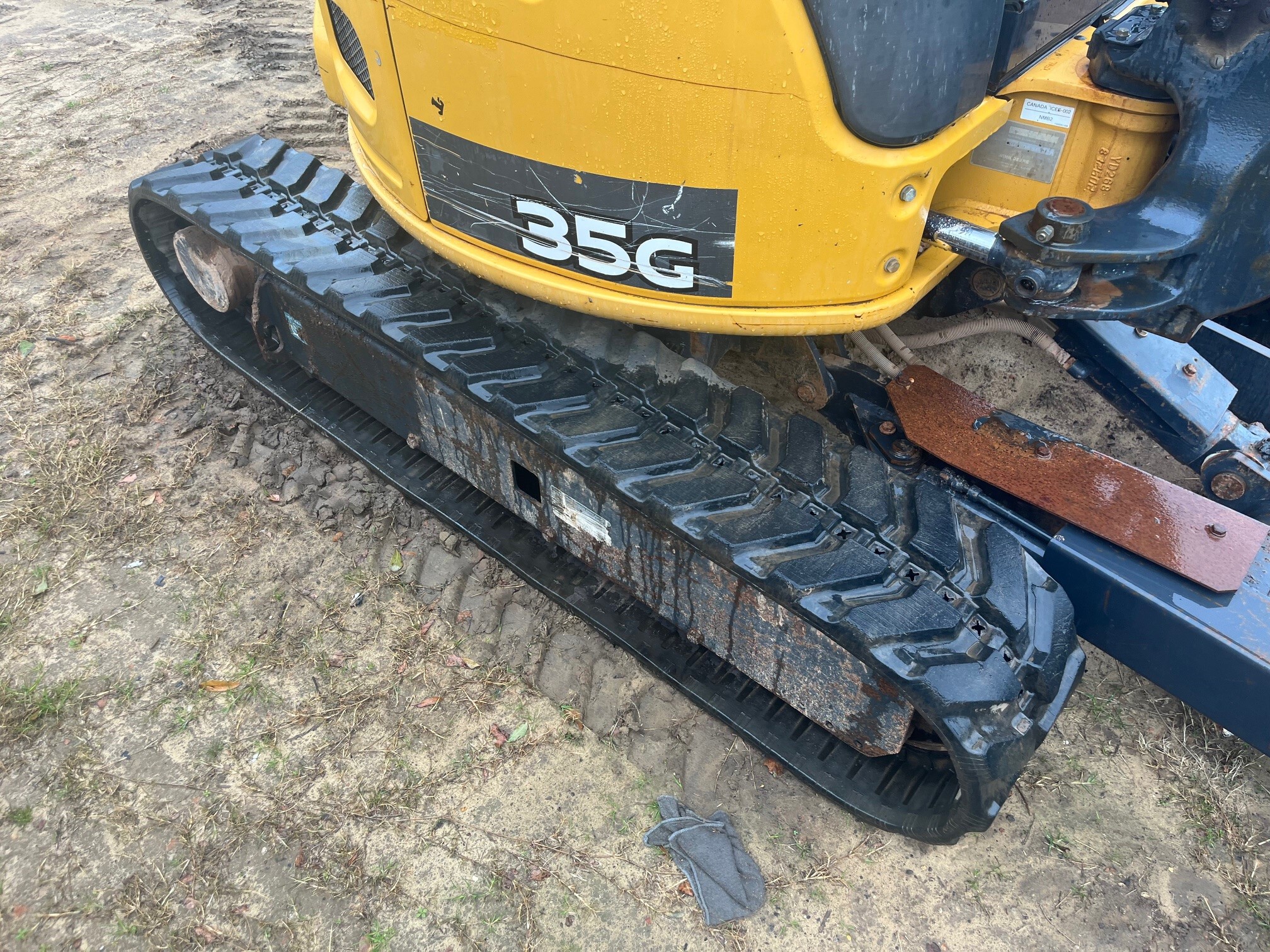 2019 John Deere 35G Image 5