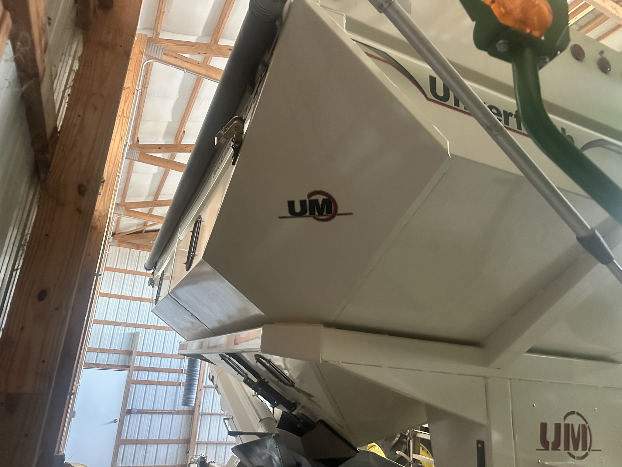 2018 Unverferth 3755 Image 14