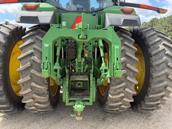 2025 John Deere 8R 410 - Photo23